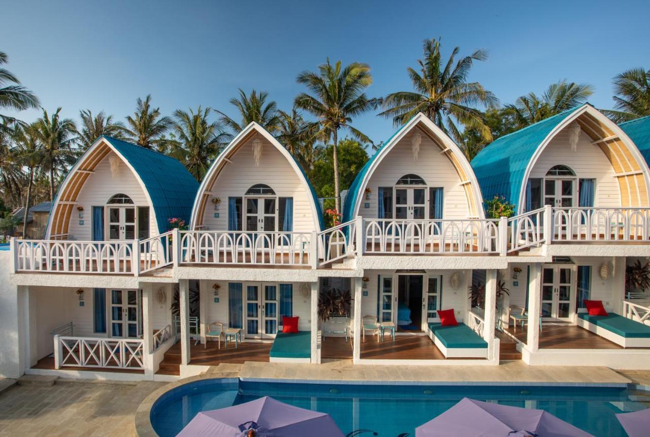 Santorini Beach Resort Gili Trawangan Esterno foto