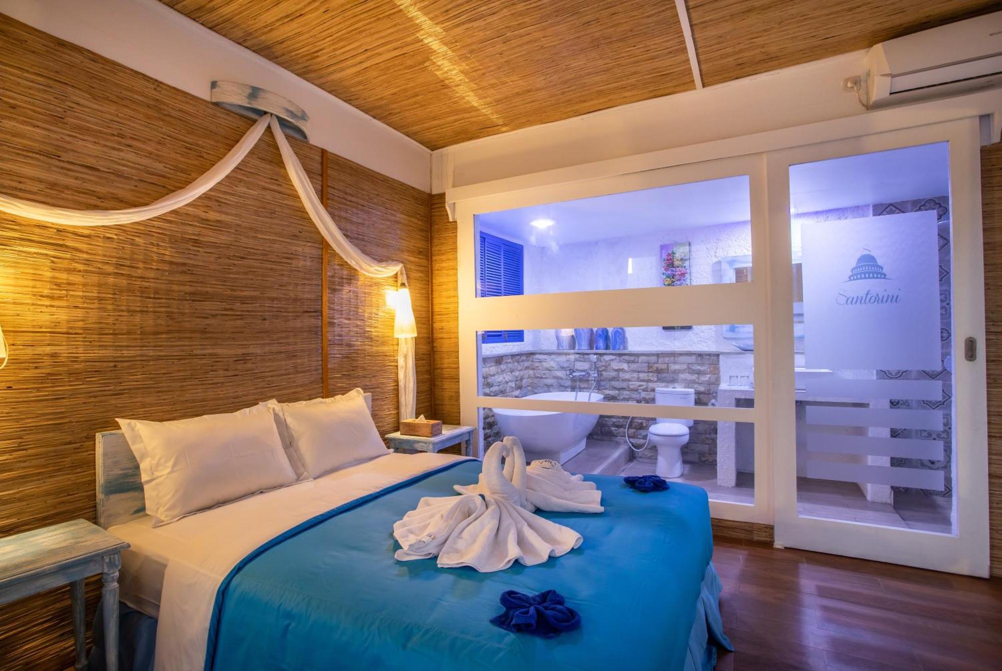 Santorini Beach Resort Gili Trawangan Esterno foto
